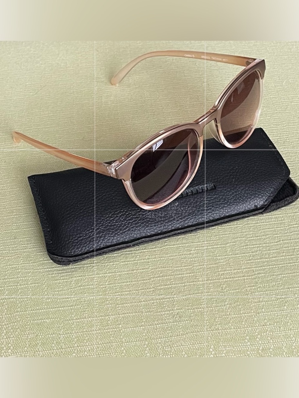 Foster Grant Titiana Women's Dusty Pink Sunglasses